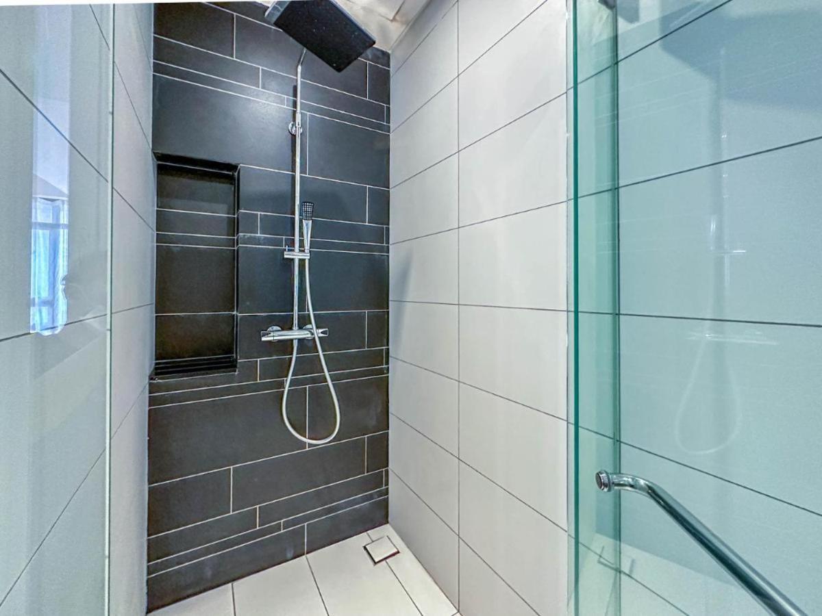 Anggun Suites Klcc Kuala Lumpur Exteriör bild